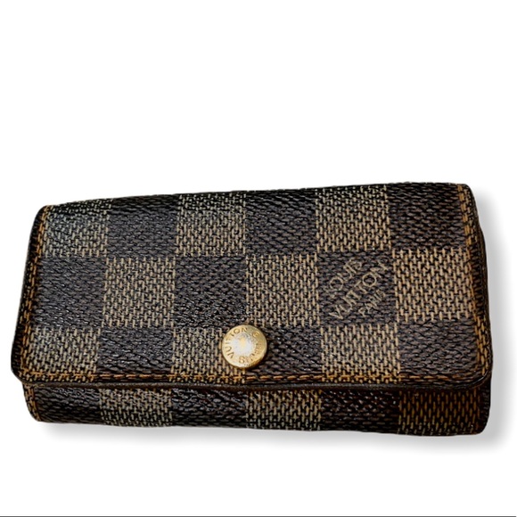 Louis Vuitton Other - ❤️Louis Vuitton Damier Multicles 4Ting Key Case